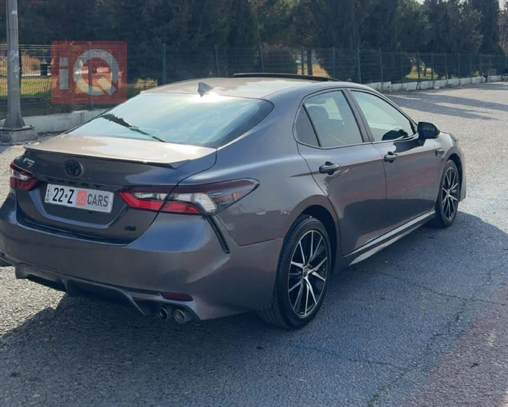 تۆیۆتا کامری